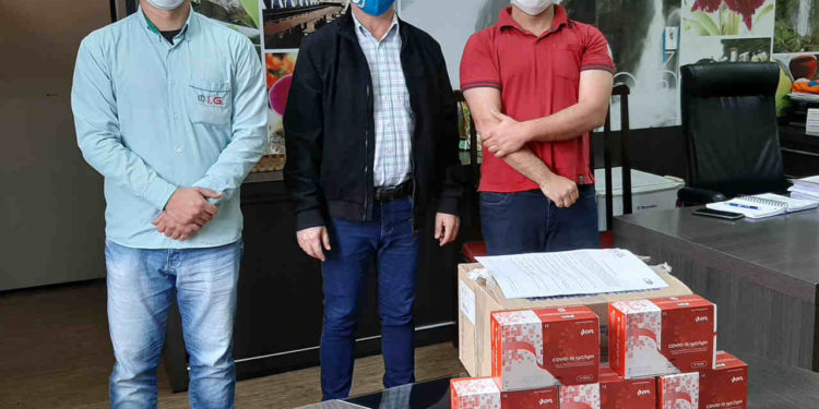 Empresa entrega 125 testes rápidos de COVID-19 para Prefeitura de Corupá