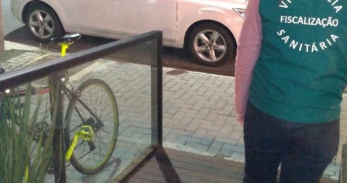 Operação fecha dois estabelecimentos por descumprimento de regras de decreto em Jaraguá do Sul