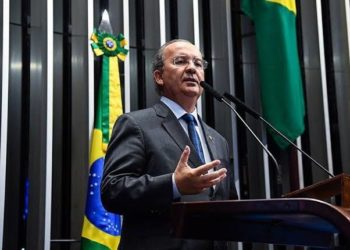 Senador catarinense avalia impeachment do governador Carlos Moisés