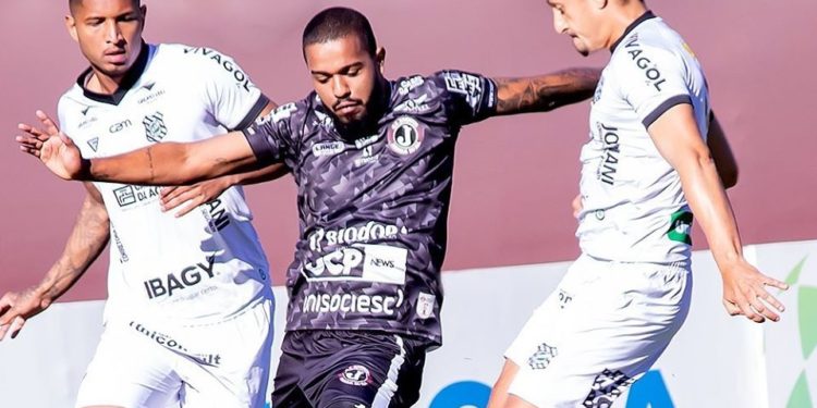 Juventus confirma resultados negativos de coronavírus para jogo contra o Figueirense