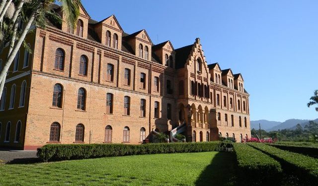 Seminário de Corupá anuncia fechamento por conta do coronavírus