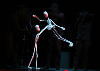 Essaé Produções e o Ministério do Turismo apresentam teatro de bonecos animados