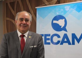 Presidente da Fecam é preso em operação que investiga corrupção e lavagem de dinheiro