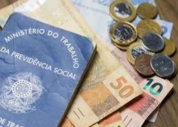 Governo reduz proposta de salário mínimo de R$ 1.079 para R$ 1.067 para 2021