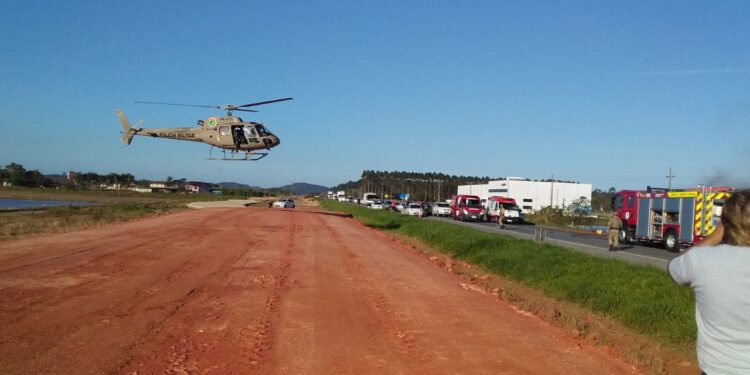 Cinco pessoas ficam feridas após acidente na BR-280, em Guaramirim