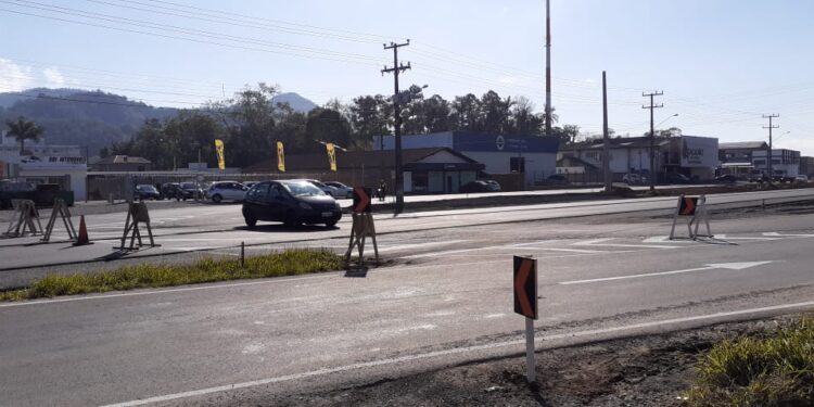 (Vídeo) Acessos da BR-280 em Guaramirim são alterados