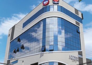 105 FM tem atualização técnica e passa a ser a primeira rádio classe especial do Norte Catarinense