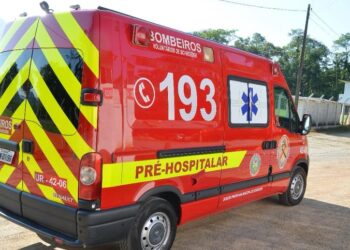 Homem sofre semi-amputação de um dedo em acidente em Schroeder