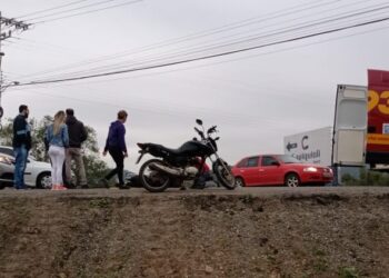 Motociclista fica ferido após acidente na BR-280, em Guaramirim