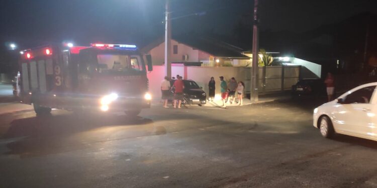 Cinco pessoas ficam feridas em acidente em Schroeder