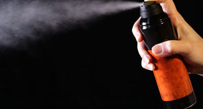 Homem usa desodorante em estabelecimento, não paga pelo produto e é preso em Jaraguá do Sul