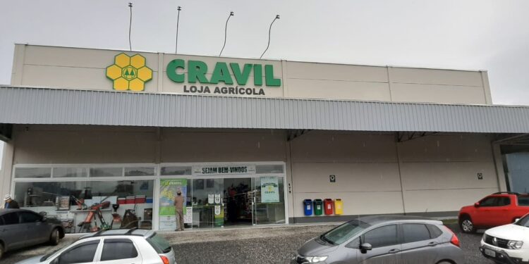 Cravil inaugura filial em Luiz Alves