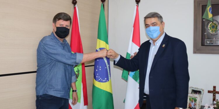 Udo Wagner toma posse como prefeito interino de Jaraguá do Sul