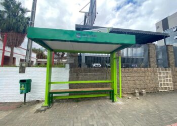 Novos pontos de ônibus estão sendo instalados em Jaraguá do Sul