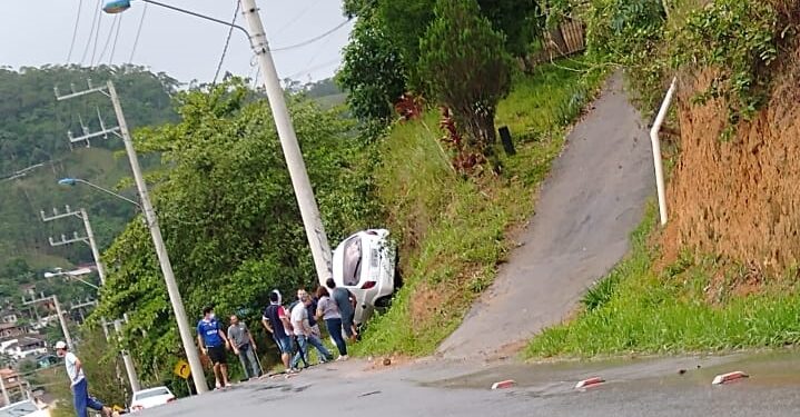 Homem fica com diversos ferimentos após acidente em Guaramirim