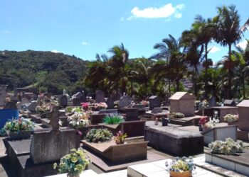 Prefeitura de Guaramirim orienta sobre prazos de limpezas dos cemitérios municipais