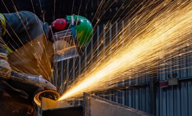 Indústria catarinense cresce 6% em agosto e tem segunda maior alta do país