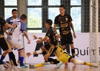 Jaraguá Futsal recebe líder São Lourenço nesta segunda-feira (23) pelo Catarinense