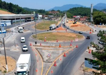 Rotatória da BR-280, no bairro Água Verde, deve ser concluída em janeiro de 2021