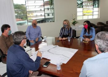 Prefeitura de Jaraguá do Sul e Governo do Estado discutem acesso de ponte na Barra do Rio Cerro