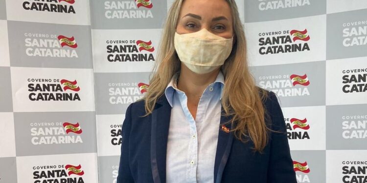 Em Jaraguá do Sul, governadora garante continuidade dos investimentos na BR-280