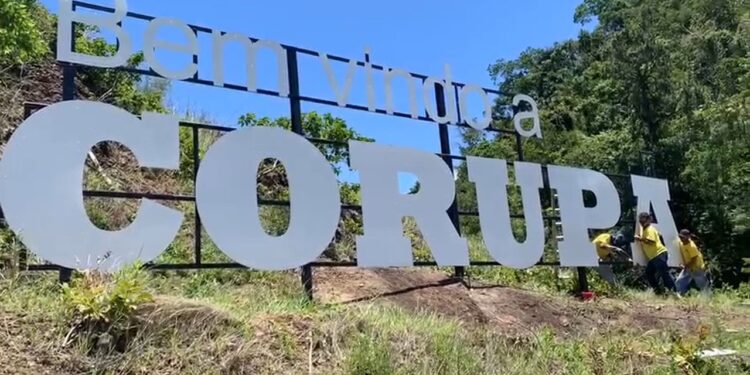 Prefeitura de Corupá inicia instalação de letreiro “Bem-vindo a Corupá”
