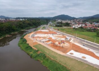 Trabalhos seguem para a conclusão dos parques da Inovação e da Via Verde, em Jaraguá do Sul