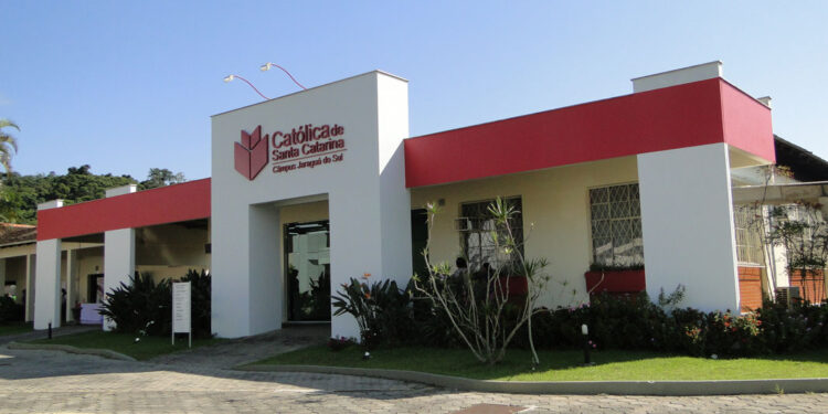 Plantão de matrículas da Católica SC começa nesta terça-feira (15)