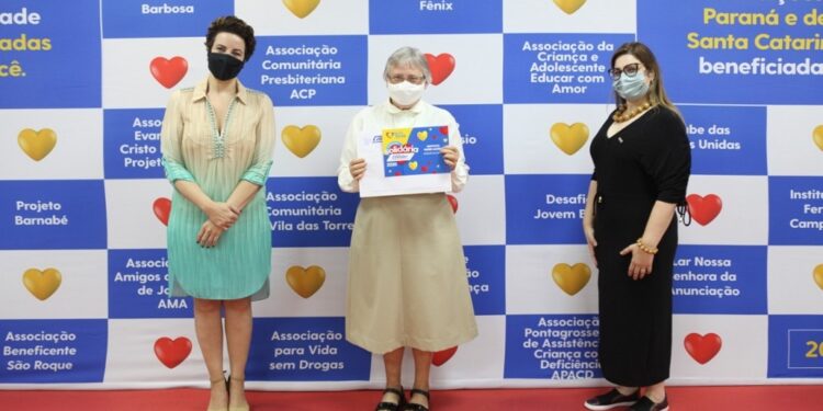 Condor doa meio milhão para 25 instituições do Paraná e Santa Catarina