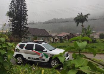 Mulher sofre tentativa de estupro e é agredida com golpes de pedra e faca em Corupá