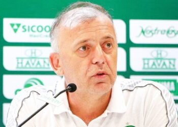 Presidente da Chapecoense morre vítima da Covid-19