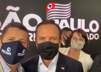 Prefeito de Corupá se encontra com governador de São Paulo para encaminhar aquisição da Coronavac, a vacina contra o coronavírus