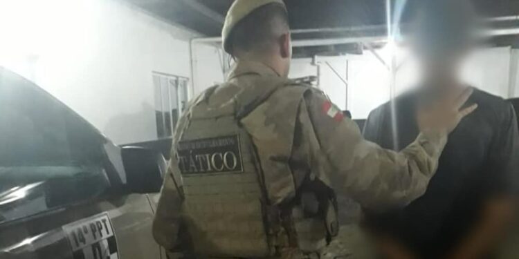 PM apreende adolescente que ateou fogo em ônibus da Canarinho, em Jaraguá do Sul