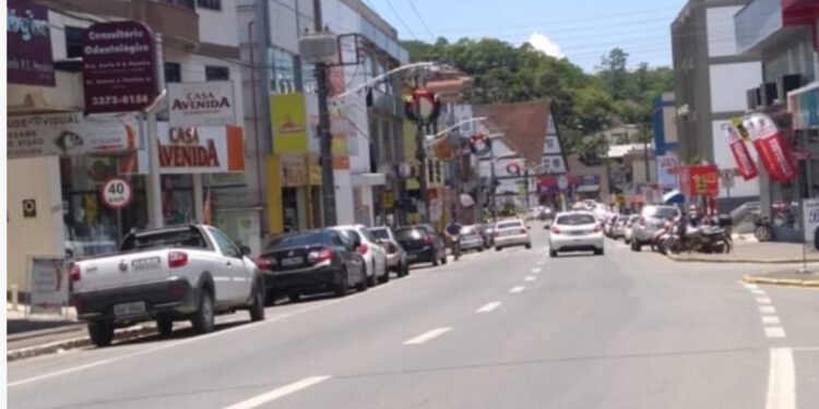Comércio de Guaramirim terá horário diferenciado a partir deste fim de semana