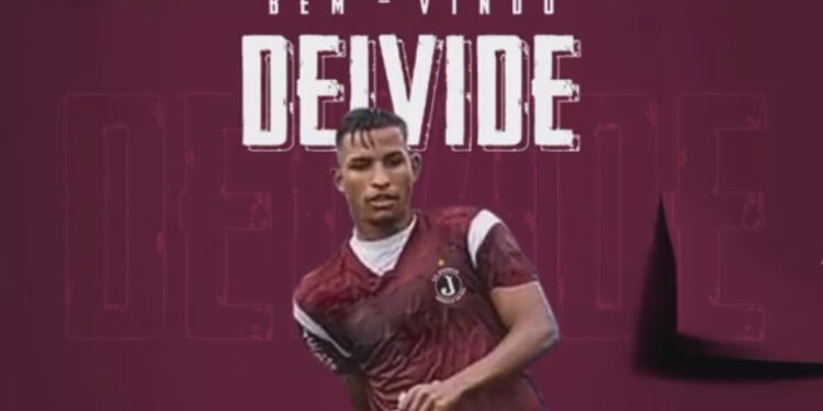 Juventus anuncia novo atacante