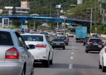 Pagamento parcelado de IPVA de veículos com placas final 0 vence no dia 10 de dezembro