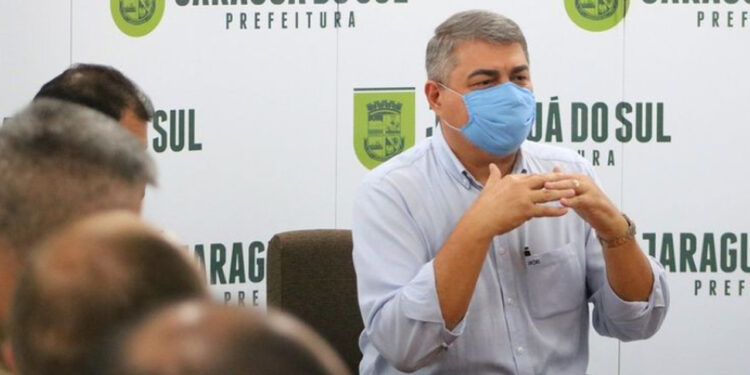 Prefeito de Jaraguá do Sul aguarda Ministério da Saúde para iniciar vacinação contra o coronavírus