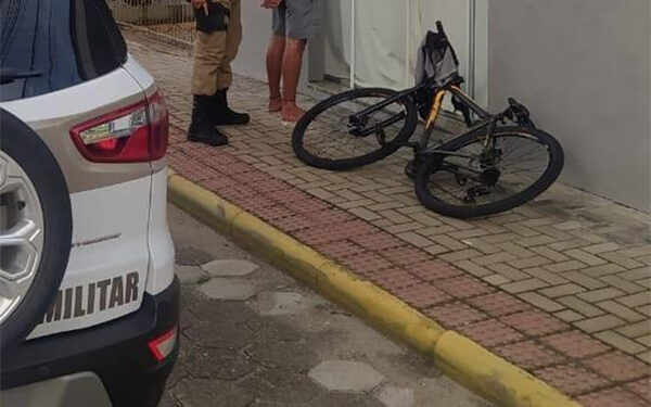 Testemunha flagra furto de bicicleta em Jaraguá do Sul e PM prende suspeito