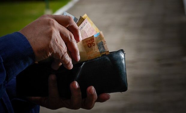 Após 2.492 reclamações, Procon/SC suspende atividades de instituição financeira