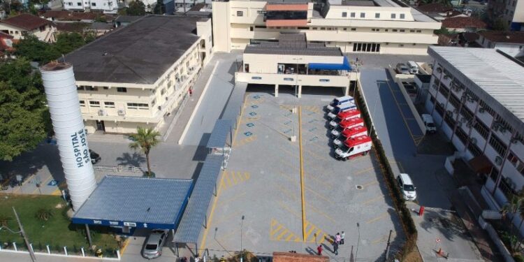 Hospital São José, de Joinville, recebe vítimas de acidente no Paraná