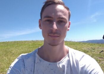 Corpo de jovem é encontrado em praia de São Francisco do Sul