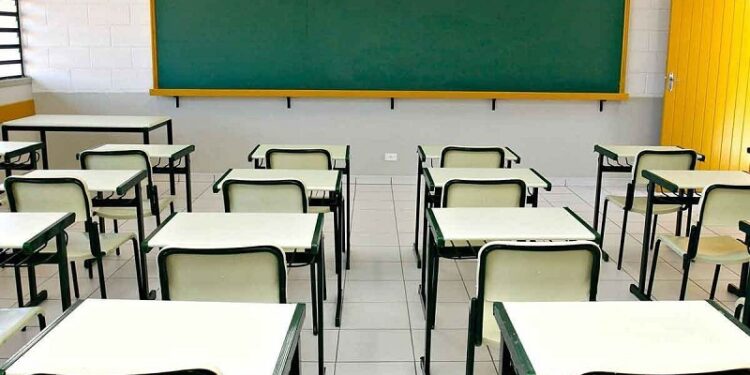 Secretaria de Educação define data para volta às aulas em Massaranduba