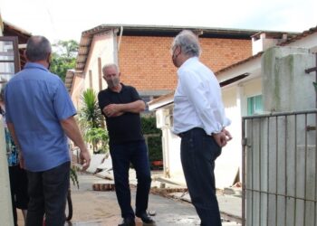 Deputado estadual visita estragos após alagamentos em Corupá