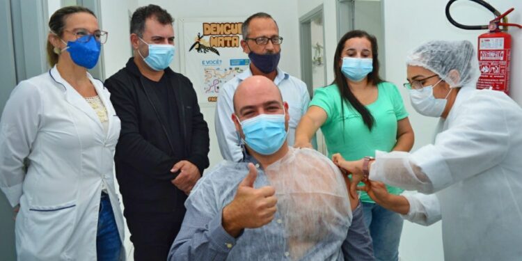 Barra Velha inicia vacinação contra covid-19 hoje (20)