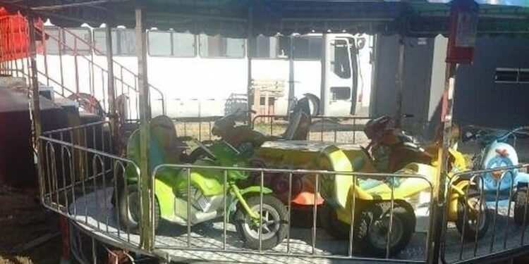 Adolescente morre em parque de diversões em Camboriú