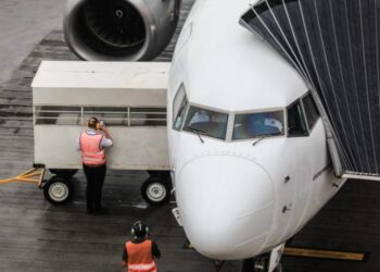 Santa Catarina recebe mais 47,5 mil doses da vacina de Oxoford contra o coronavírus