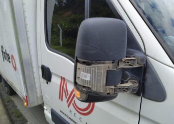 Após ser atingido por retrovisor de caminhão, homem morre na BR-101 em Joinville