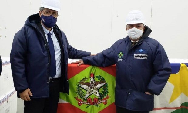 Santa Catarina receberá 126 mil doses da vacina contra coronavírus