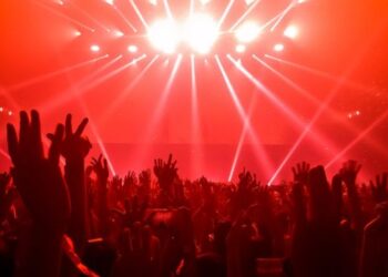 Festa com 90 pessoas é interrompida pela PM em Jaraguá do Sul