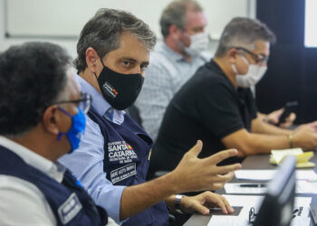 Secretário de Saúde de SC diz que Estado está entrando em colapso